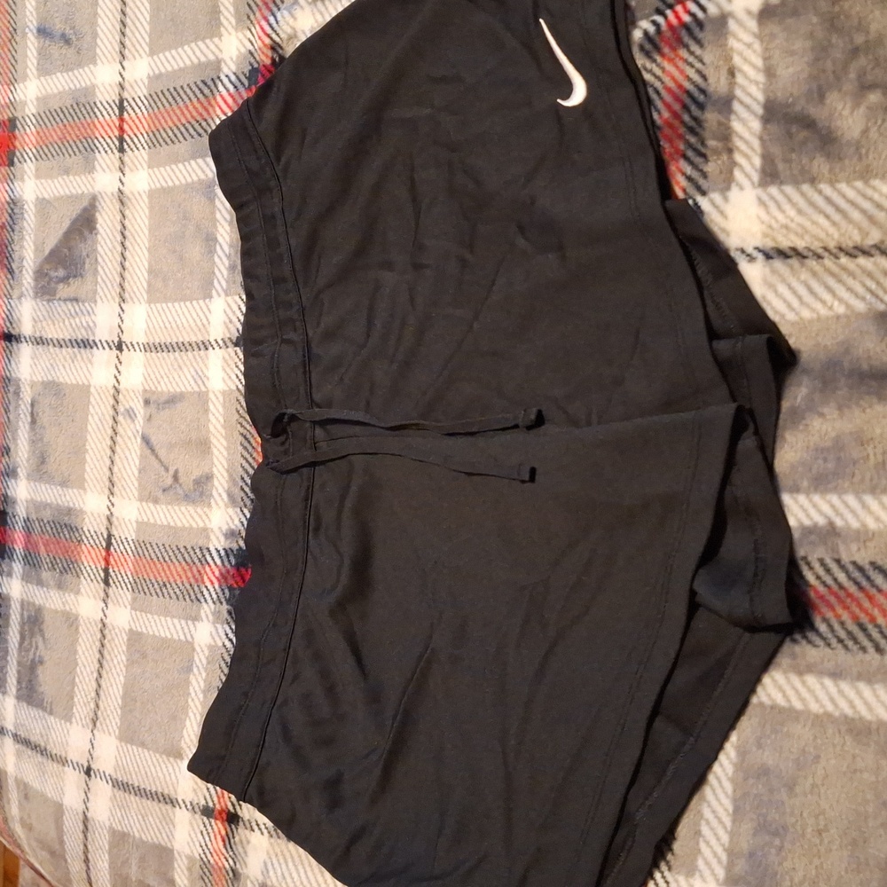 XL Nike shorts